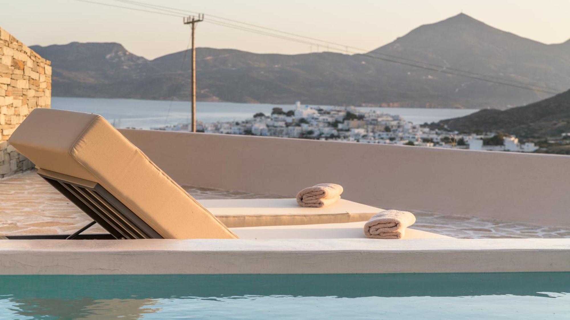 Solus Suites Milos 阿达玛斯 外观 照片